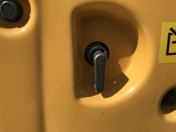 Mini pelle Volvo EC18 avec remorque – Image 15