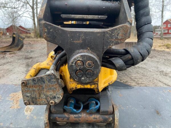 mini pelle Caterpillar 302.7D accessoire et Remorque – Image 26