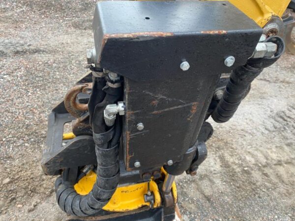 mini pelle Caterpillar 302.7D accessoire et Remorque – Image 28