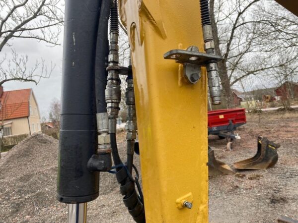 mini pelle Caterpillar 302.7D accessoire et Remorque – Image 33