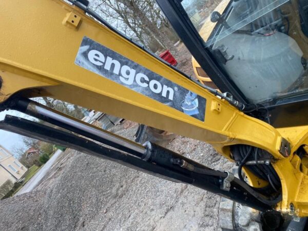 mini pelle Caterpillar 302.7D accessoire et Remorque – Image 50