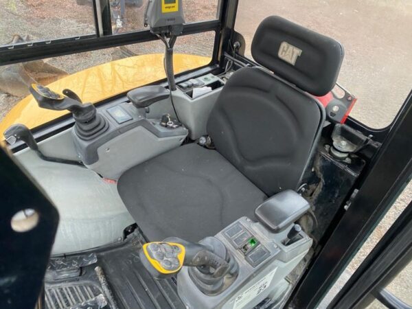 mini pelle Caterpillar 302.7D accessoire et Remorque – Image 81