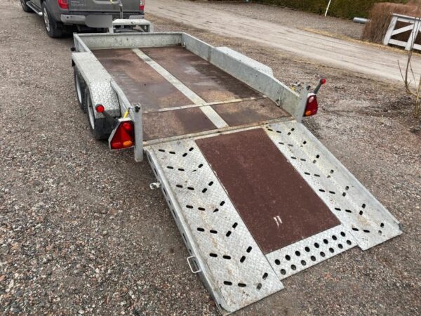 mini pelle Caterpillar 302.7D accessoire et Remorque – Image 95