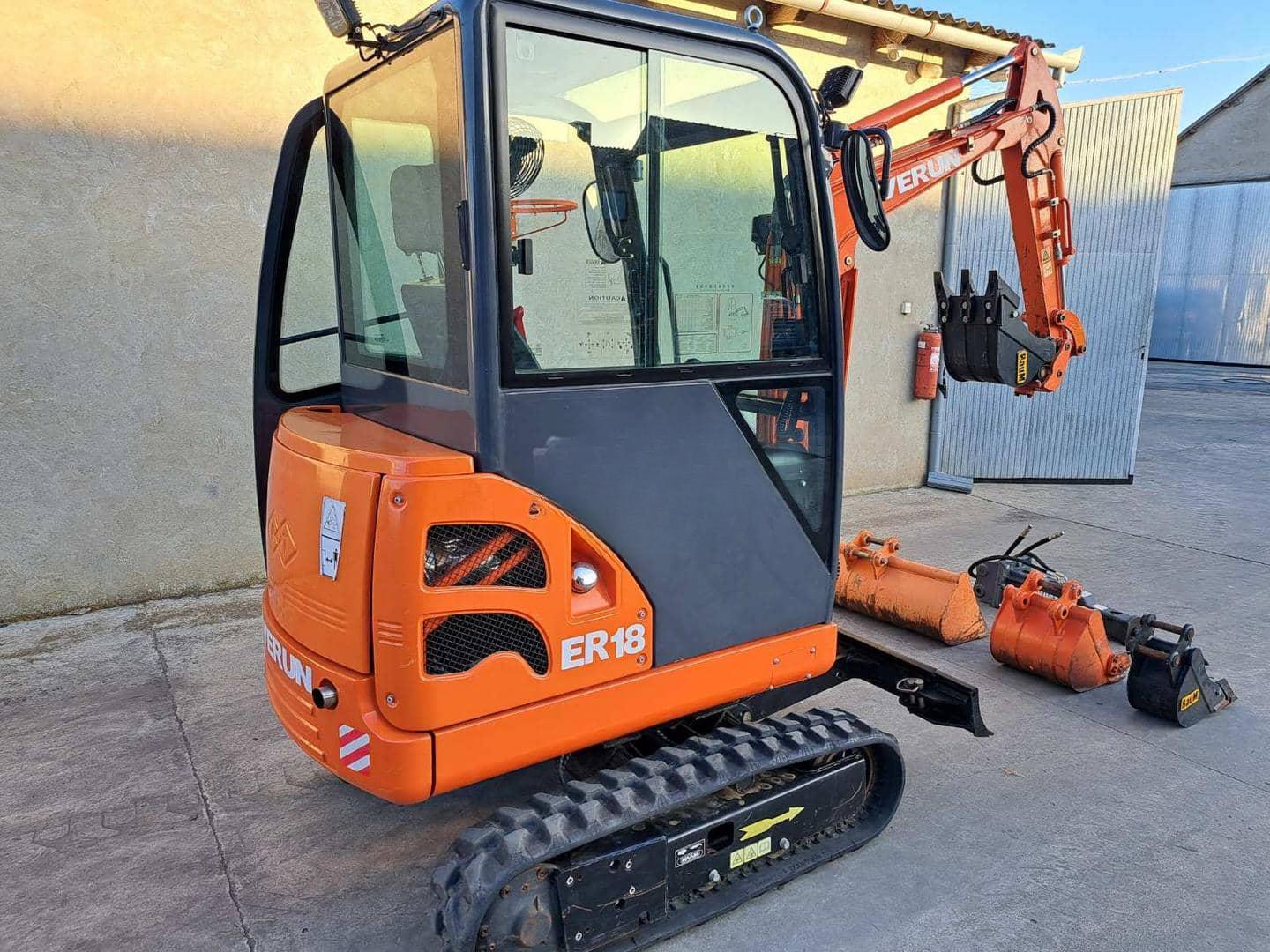 Kubota ER18 avec accessoires – Image 8