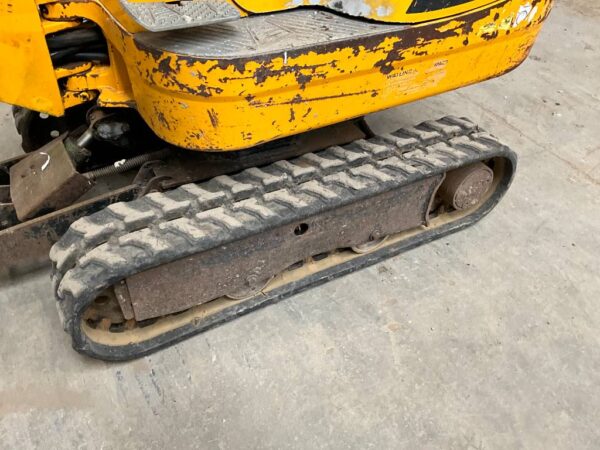 Mini pelle JCB 8008 avec 3 godets – Image 4