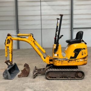 Mini pelle JCB 8008 avec 3 godets