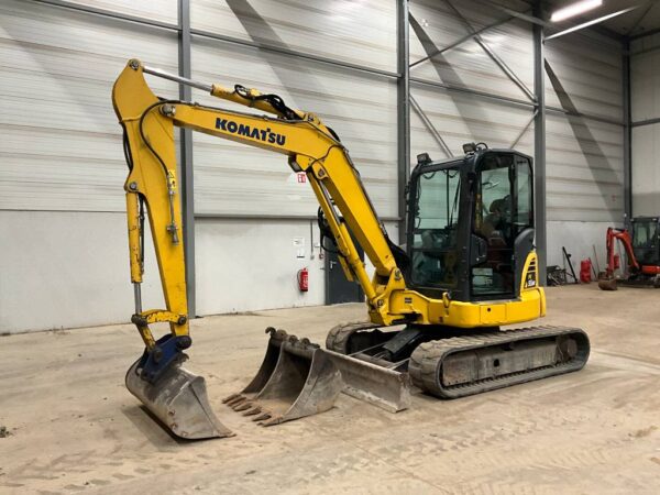Mini pelle Komatsu PC 55 MR-5 avec 3 godets – Image 11