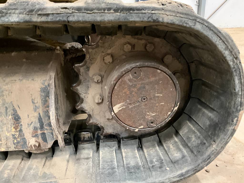 Mini pelle Komatsu PC 55 MR-5 avec 3 godets – Image 8