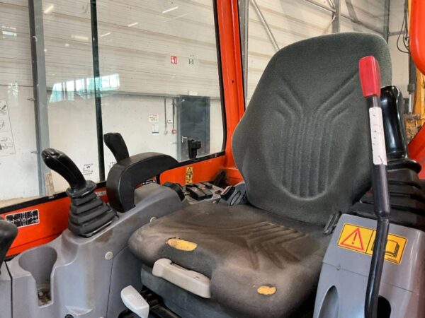 Mini pelle Kubota U 27-4 – Image 14