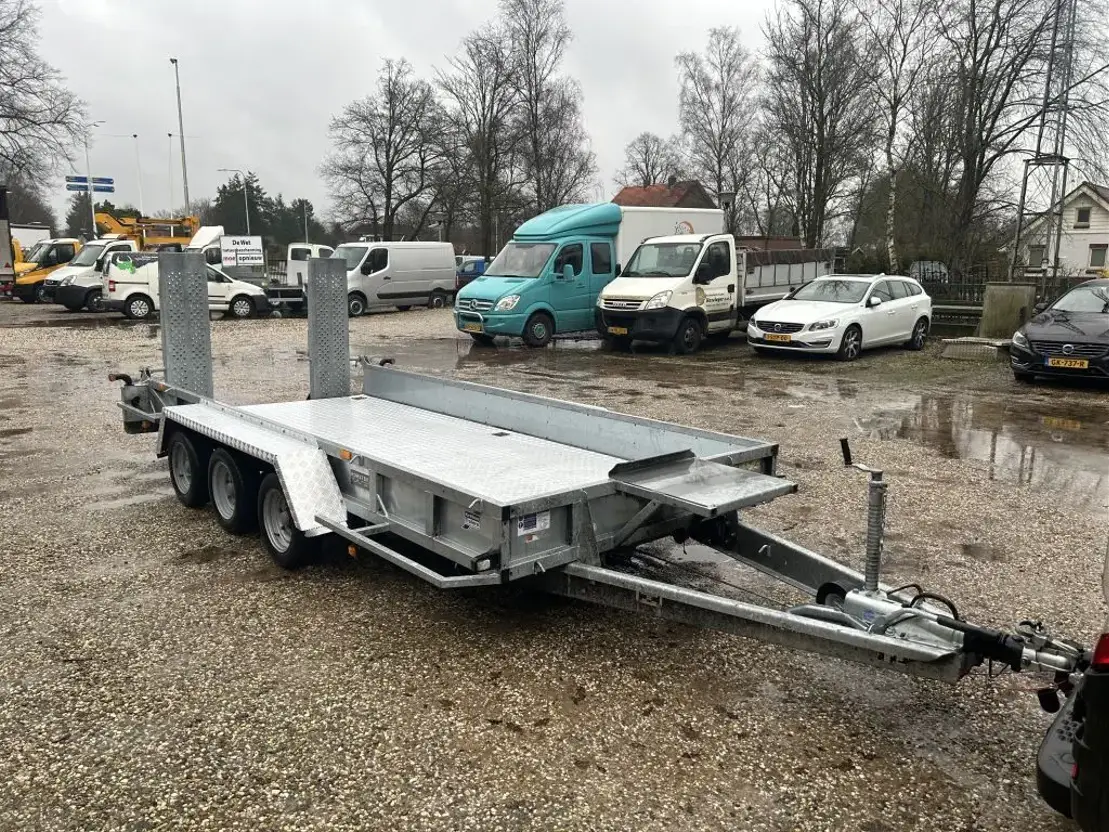 Remorque porte engins Diversen GP 431×179