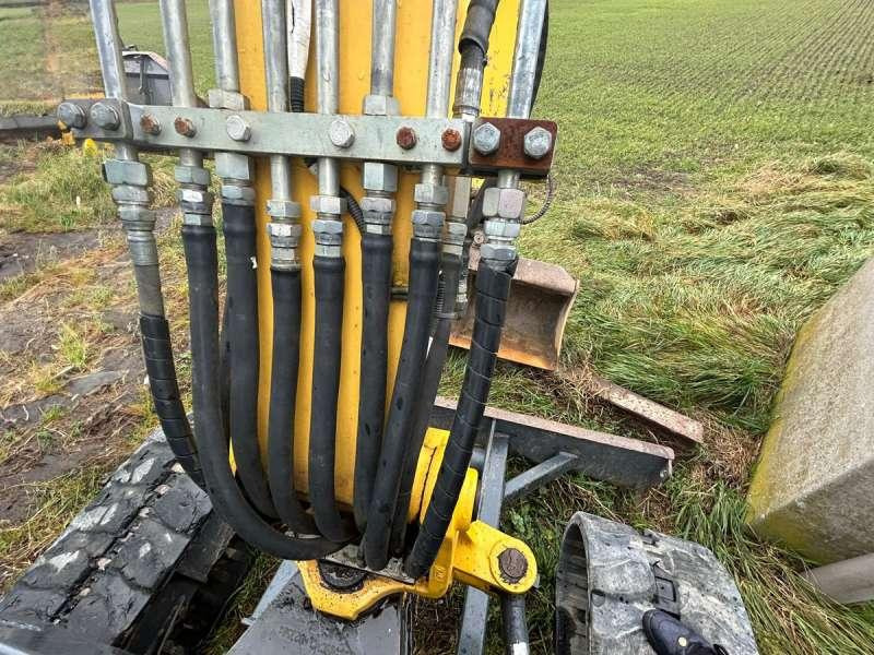 Mini pelle New holland E50B SR avec Accessoires – Image 20