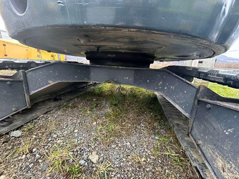 Mini pelle New holland E50B SR avec Accessoires – Image 23