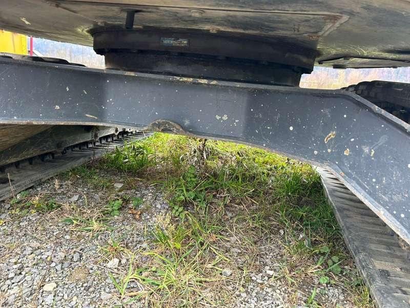 Mini pelle New holland E50B SR avec Accessoires – Image 35