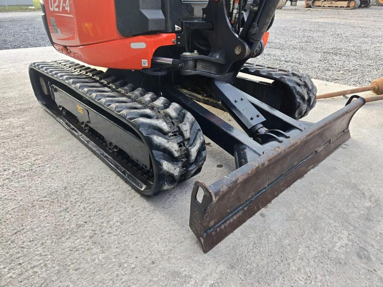 Mini-pelle Kubota U27-4 avec Accessoires neufs – Image 15