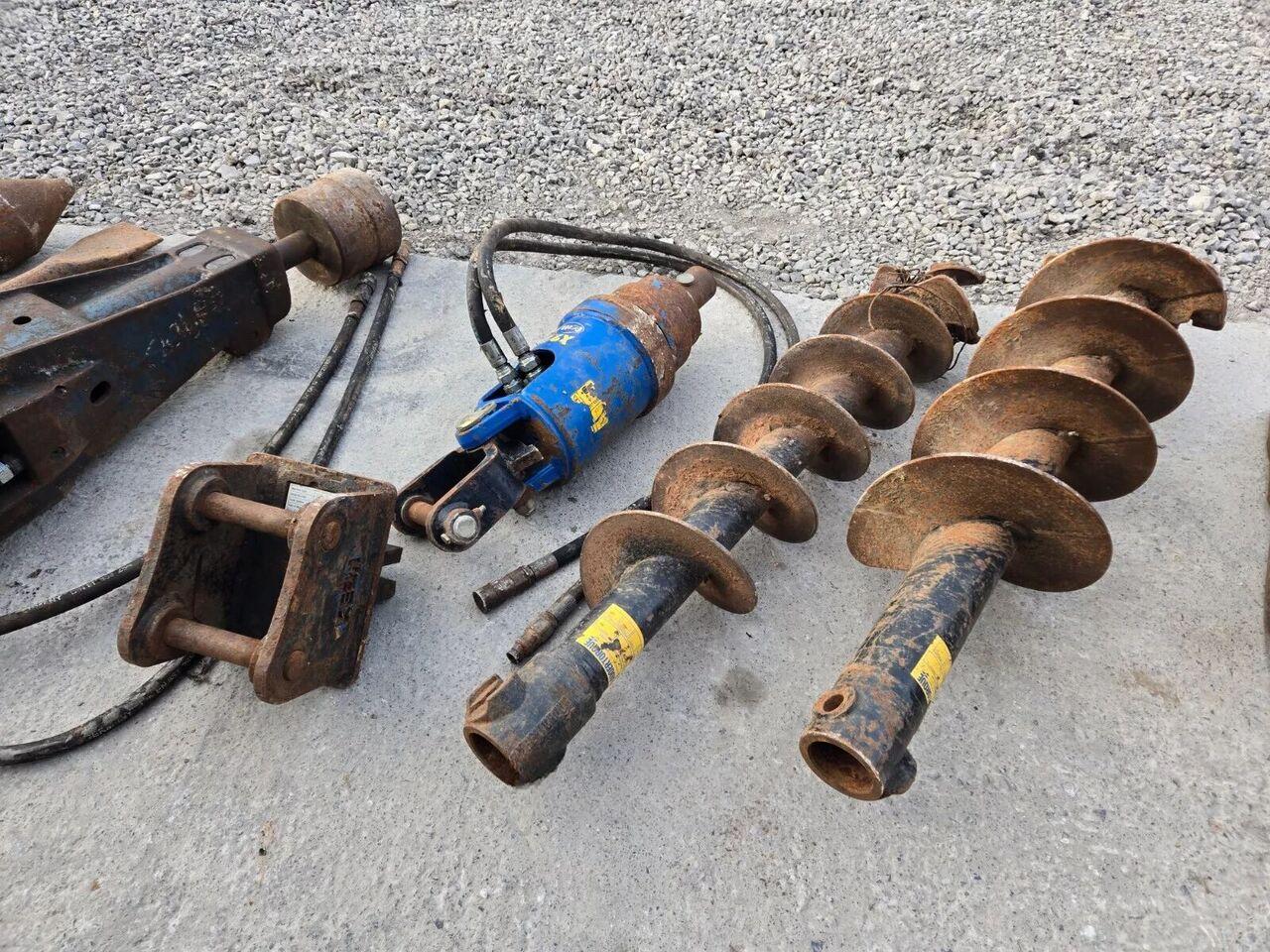 Mini-pelle Kubota U27-4 avec Accessoires neufs – Image 13