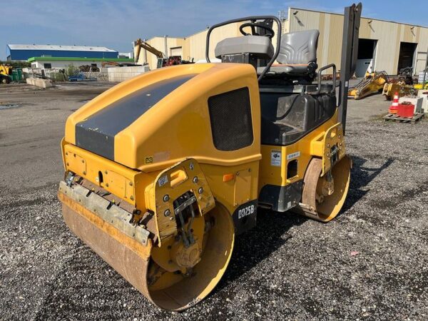 Compacteur tandem VOLVO DD25B
