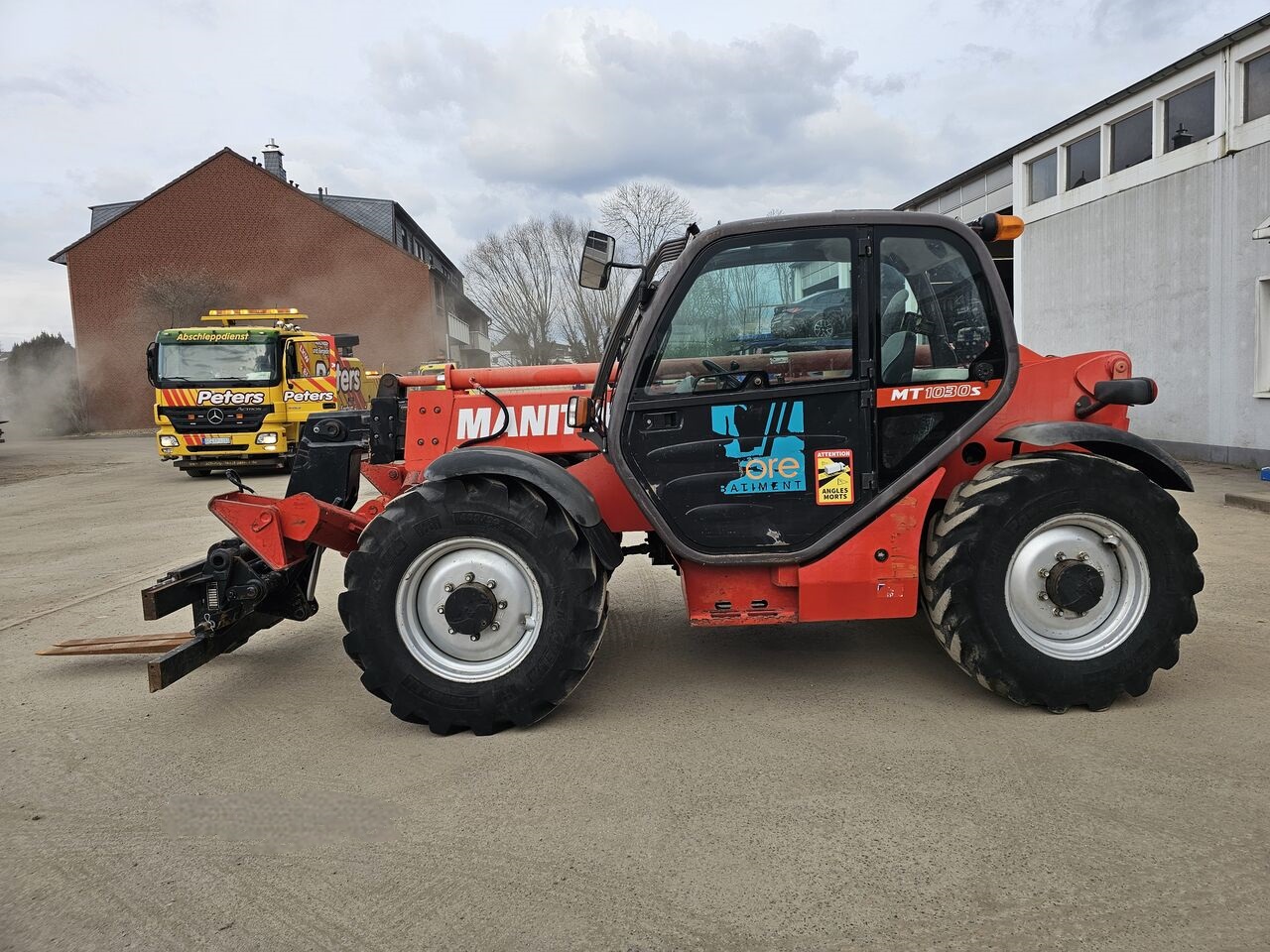 Chariot télescopique Manitou MT1030 – Image 3