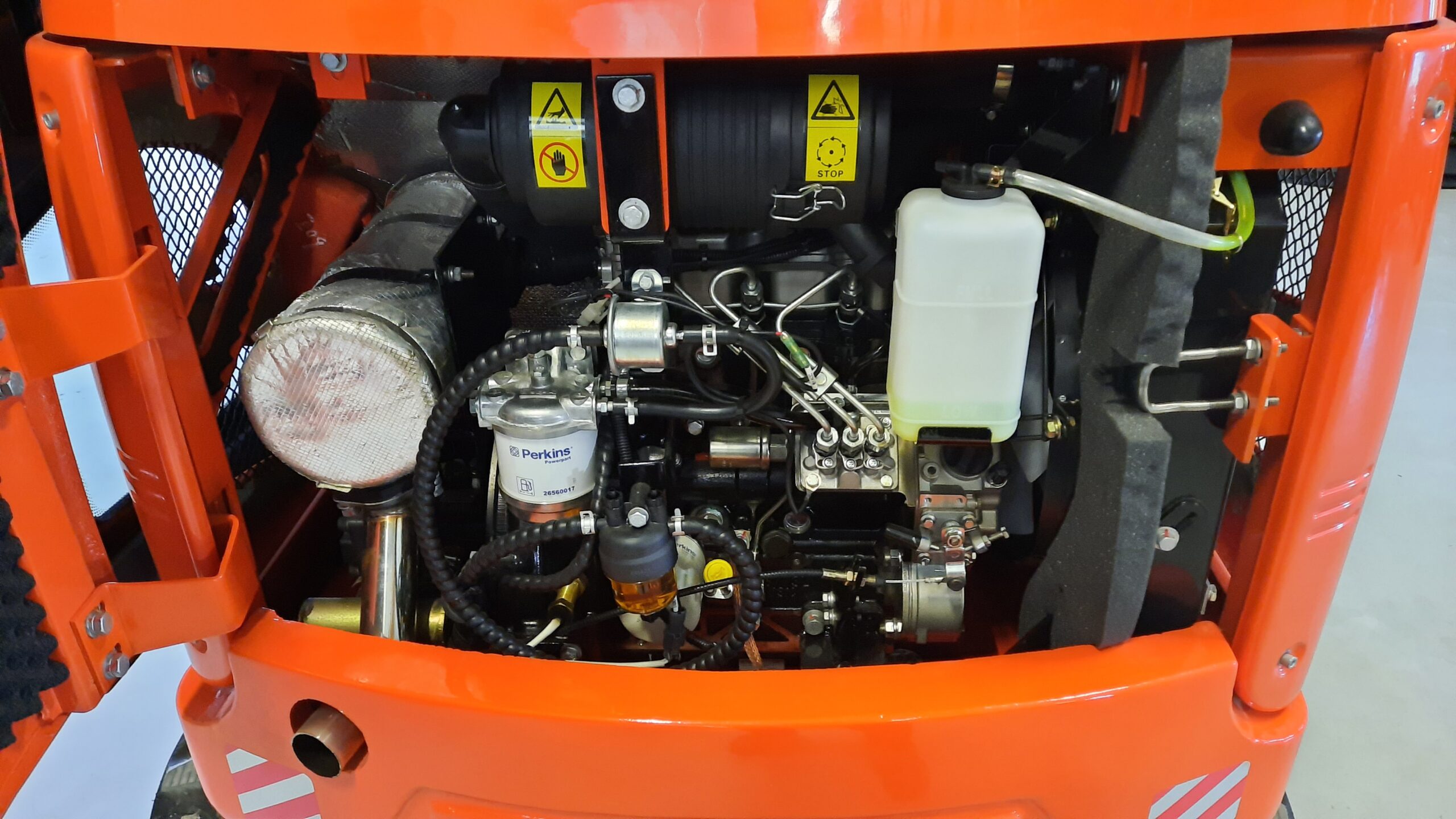 Mini pelle NANTE NT18D (2025) avec 3 godets et remorque – Image 8