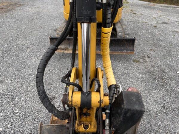 Mini pelle Caterpillar 303.5E CR et 4 remorques – Image 35