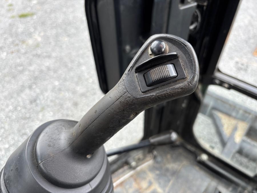 Mini pelle Caterpillar 303.5E CR et 4 remorques – Image 21