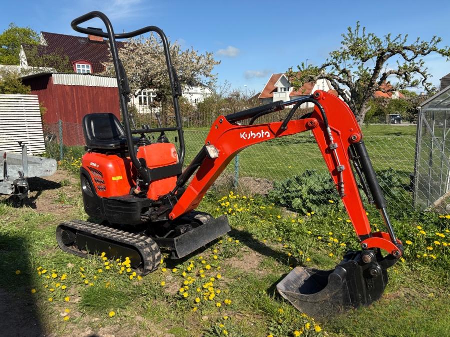 Kubota U10-3 avec remorque et 3 godets – Image 65