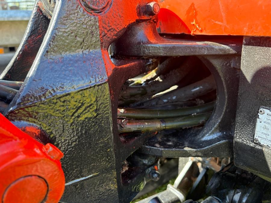 Kubota U10-3 avec remorque et 3 godets – Image 50