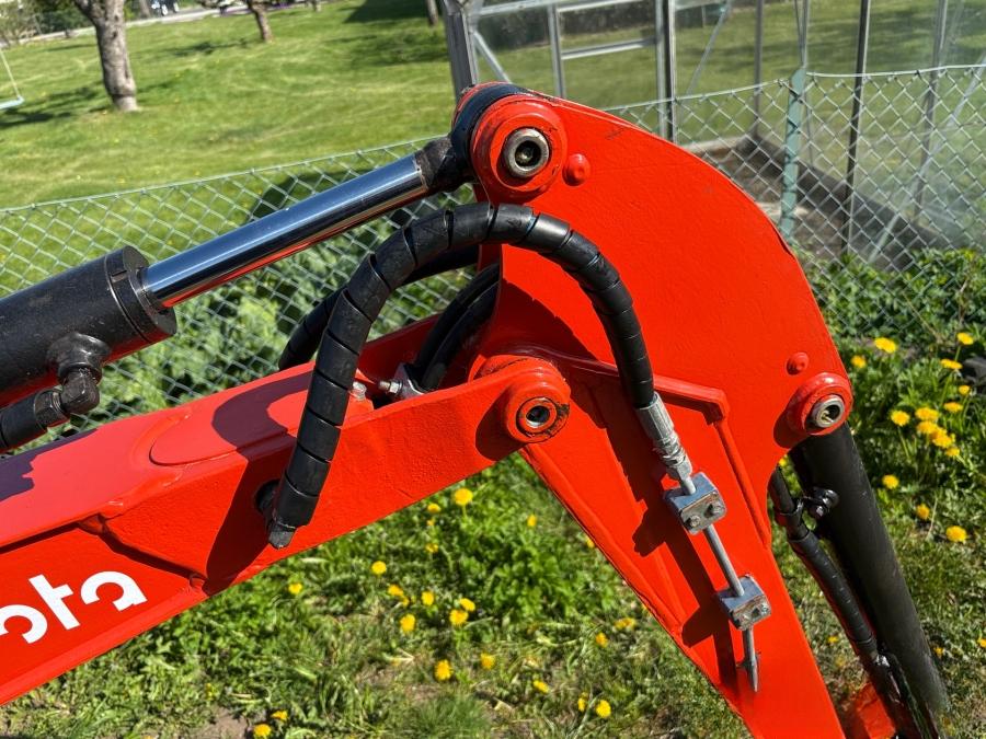 Kubota U10-3 avec remorque et 3 godets – Image 42