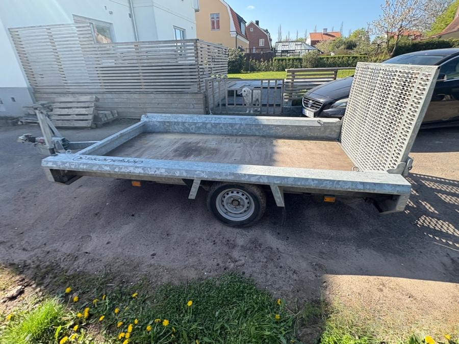 Kubota U10-3 avec remorque et 3 godets – Image 14