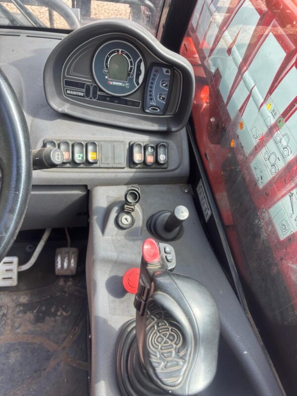 Manitou MT 625 H Comfort avec accessoires – Image 11