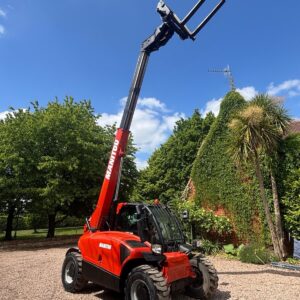 Manitou MT 625 H Comfort avec accessoires