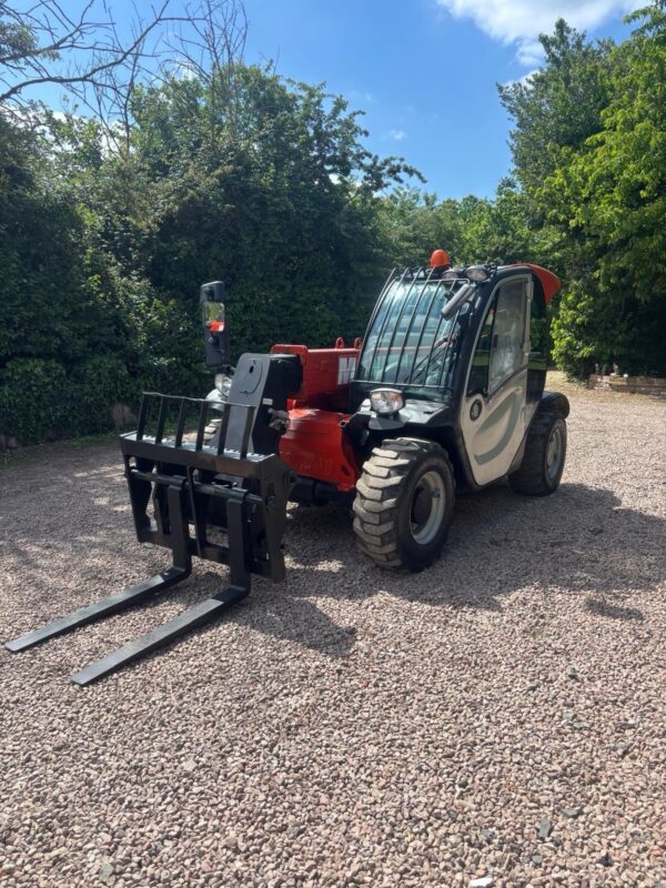 Manitou MT 625 H Comfort avec accessoires – Image 3