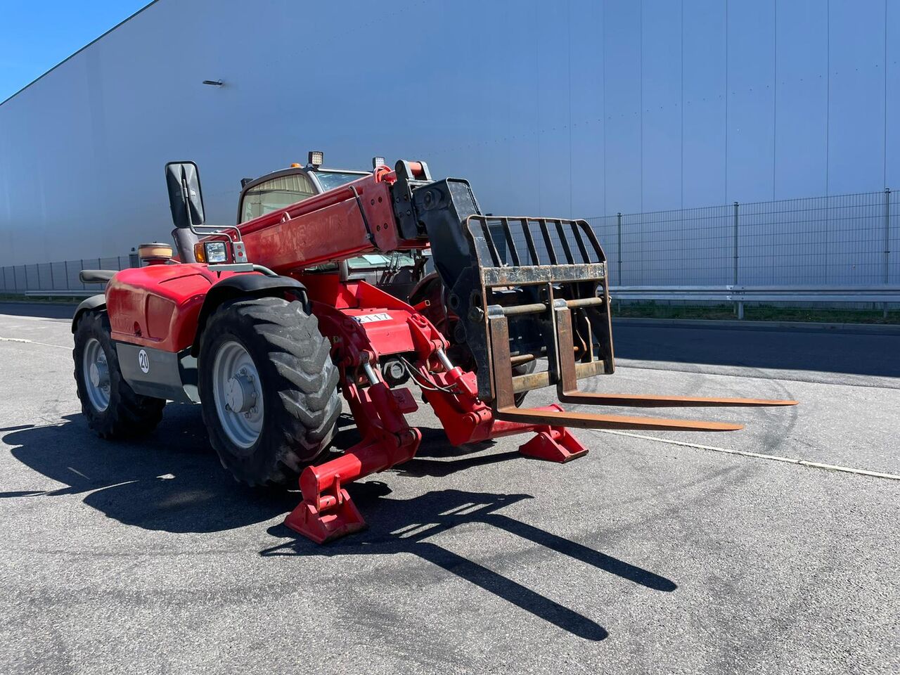 Chariot télescopique Manitou MT 1030-7m – Image 6