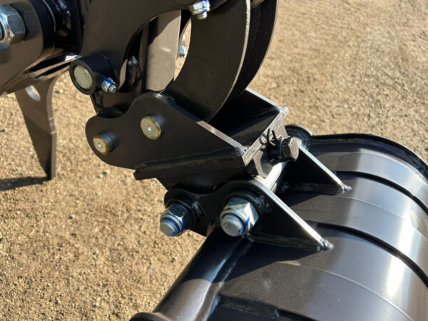 Mini pelles Rhinocéros KS10-8 avec Accessoires – Image 8